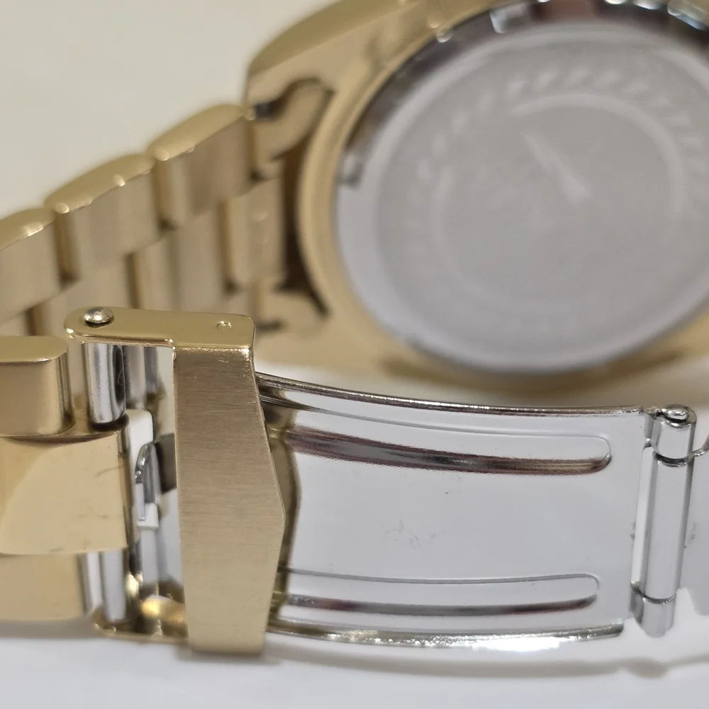 Invicta Pro Diver Chronograph Gold Men's Watch #1774 Large MSRP $695 Running